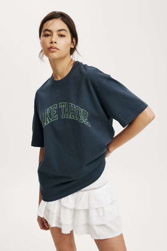 Camiseta - The Premium Boxy Graphic Tee