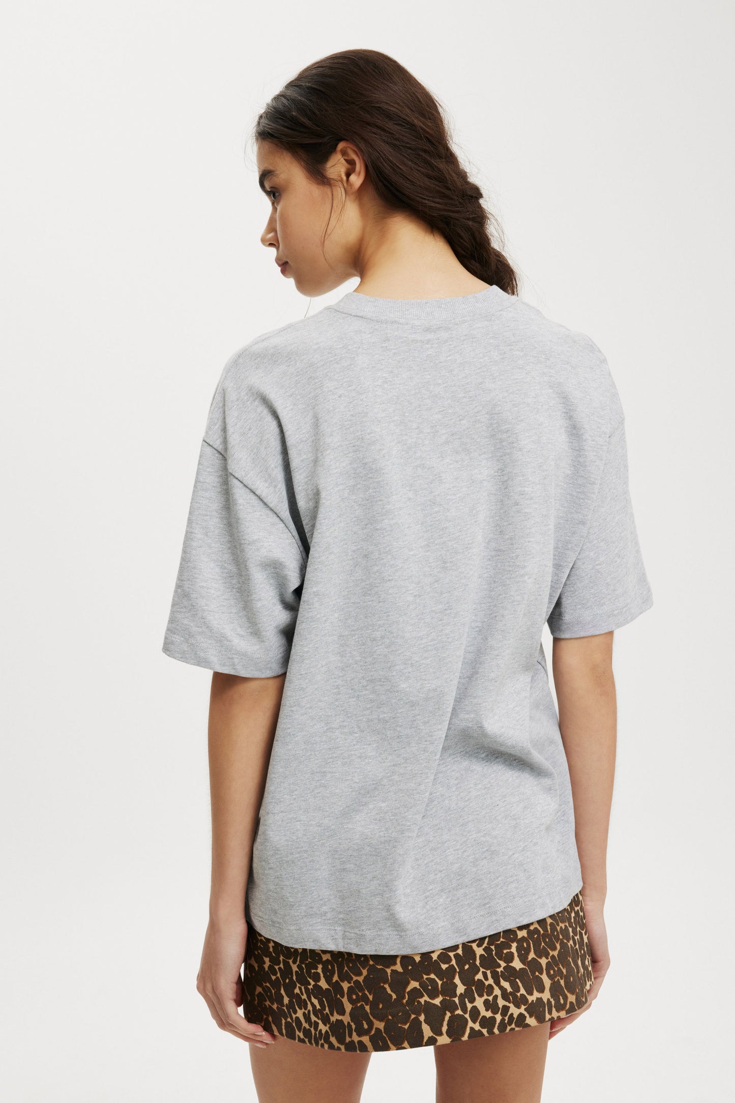 Camiseta - The Premium Boxy Graphic Tee