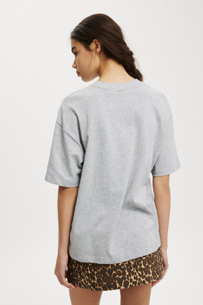 Camiseta - The Premium Boxy Graphic Tee