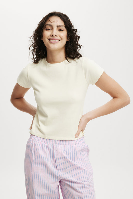 Camiseta - 90S Baby Tee