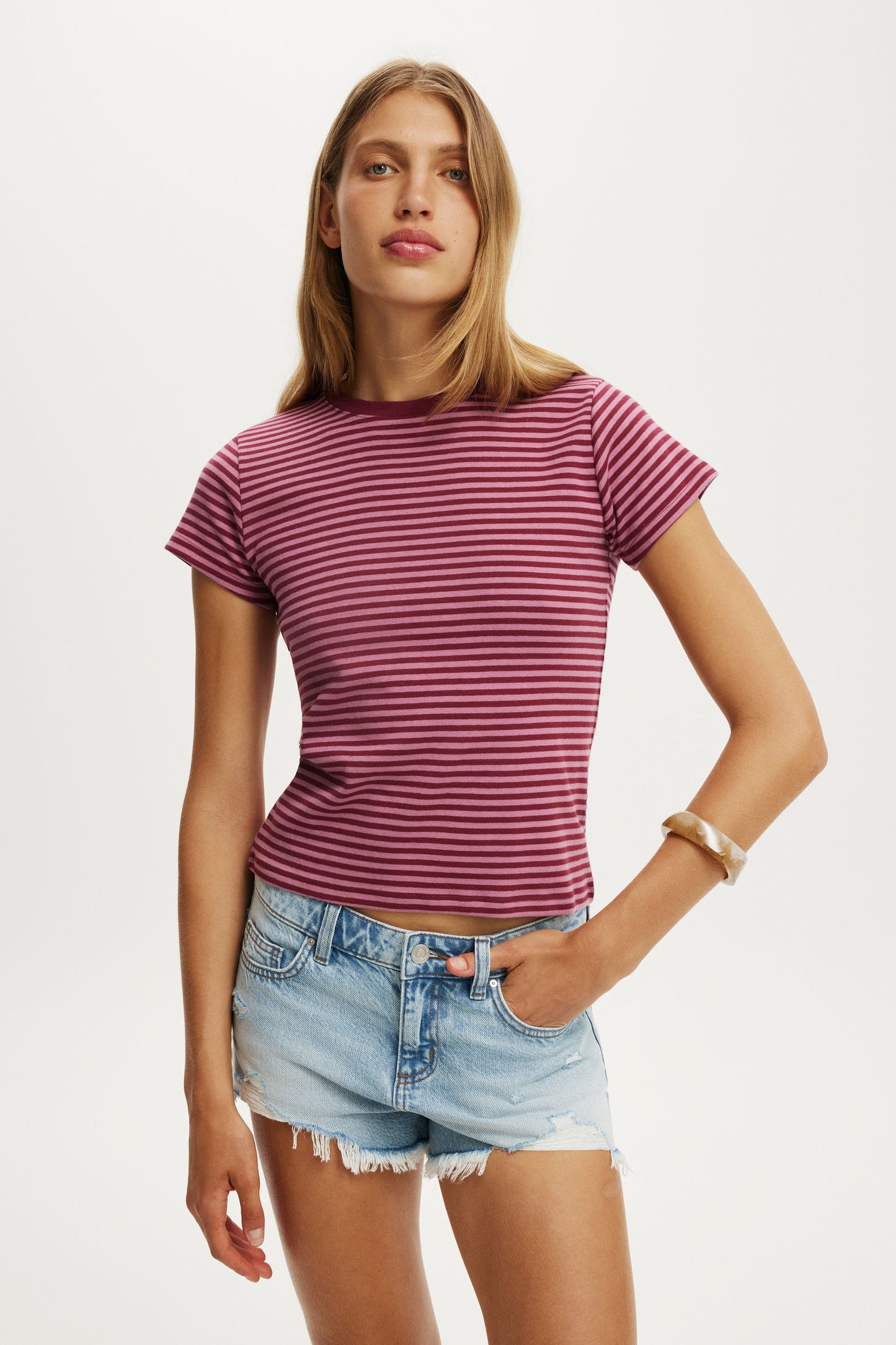 90 S Baby Tee