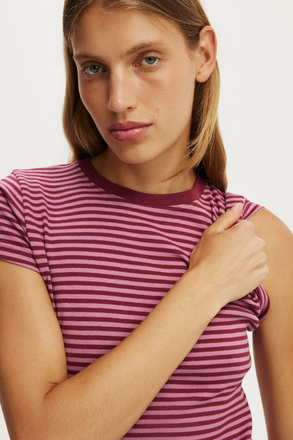 90 S Baby Tee