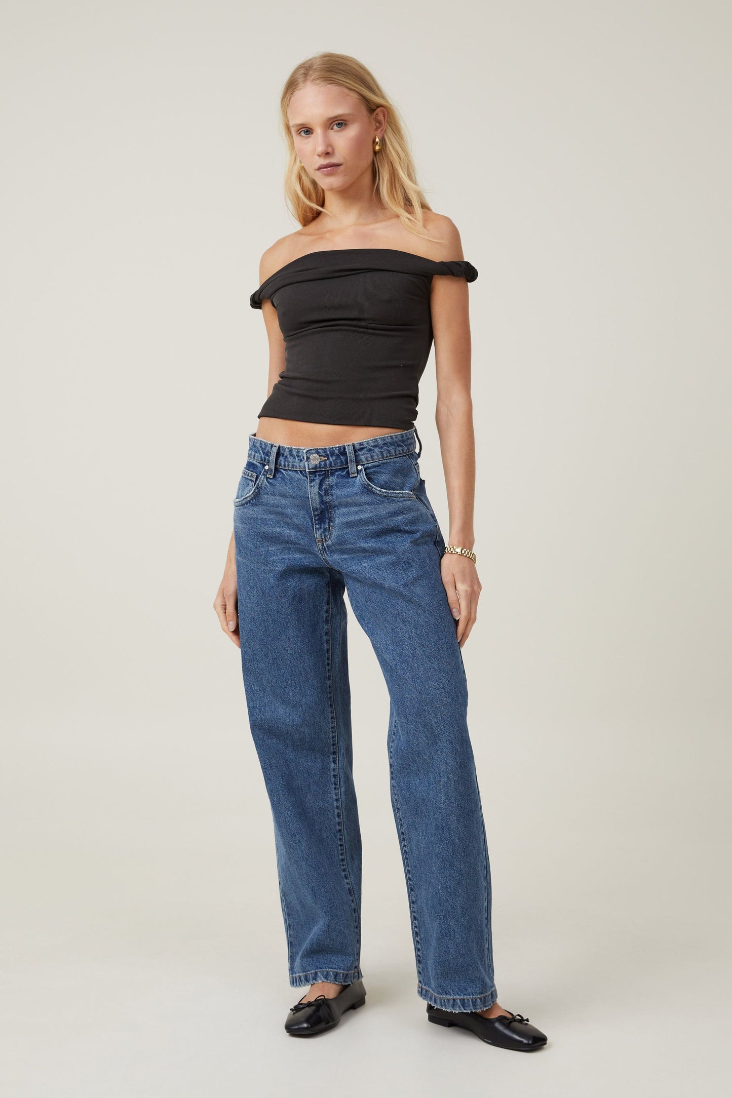 Phoebe Twist Short Sleeve Top