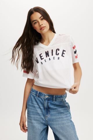 V Neck Regular Cropped Graphic Tee