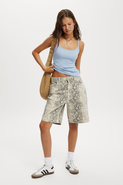 Byron Scoop Tank