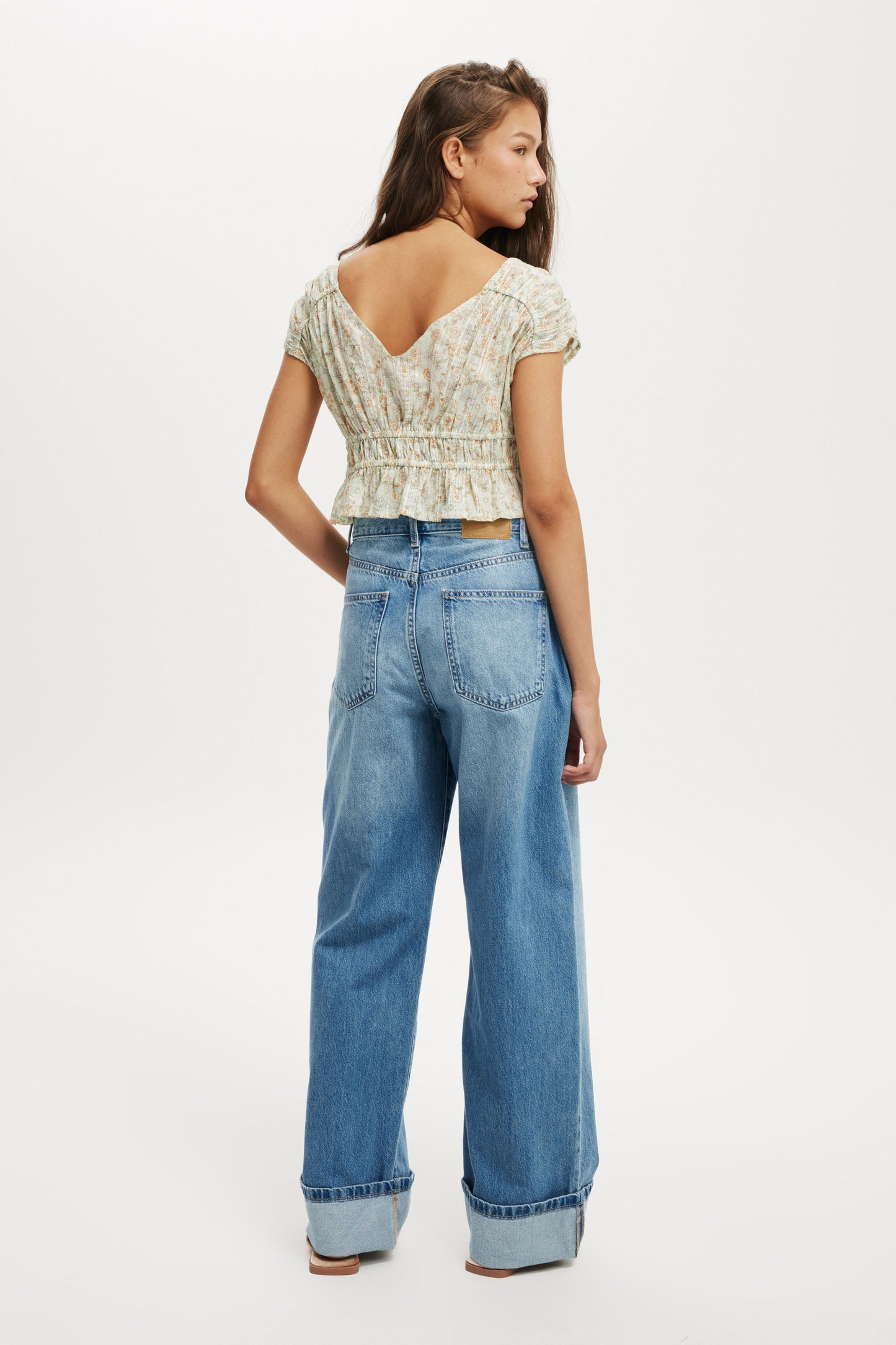 Loose Cuff Jean