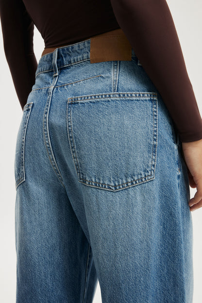 Barrel Jean