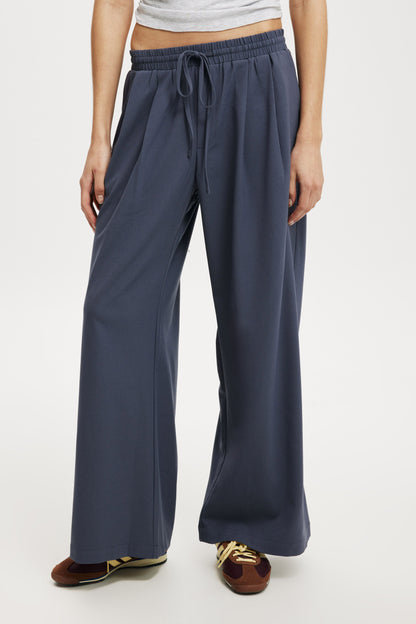Luis Pull On Suiting Pant