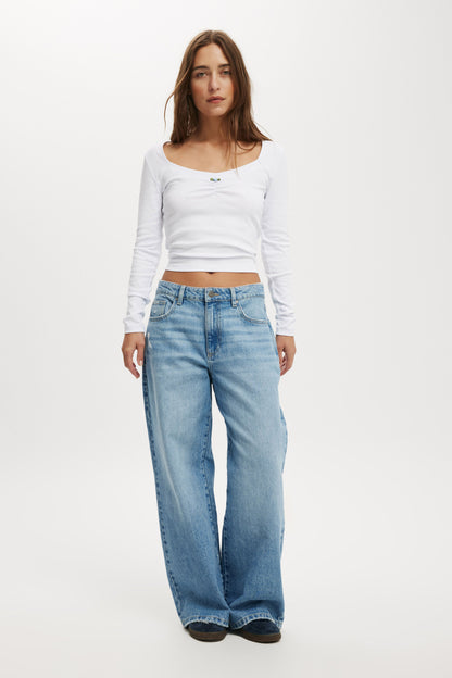 Sarah Rosette Square Neck Long Sleeve