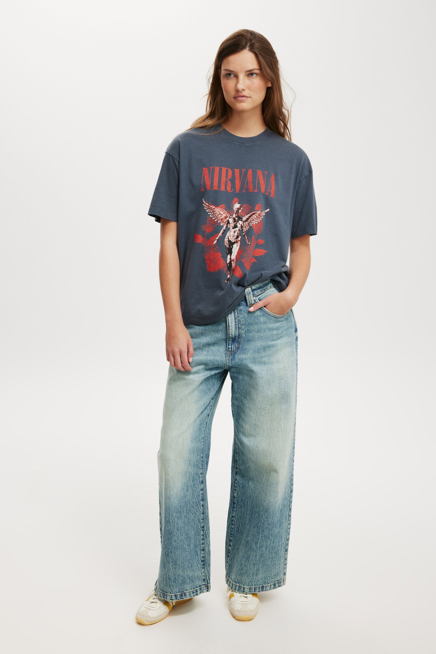 Camiseta - Nirvana Music Boxy Graphic Tee
