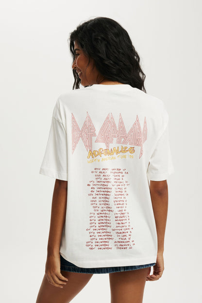 Def Leppard Boxy Graphic Tee