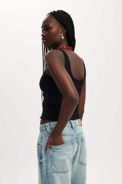 Briony Keyhole Tank