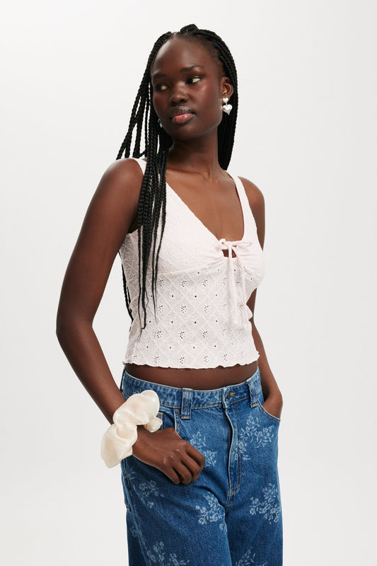 Briony Keyhole Tank