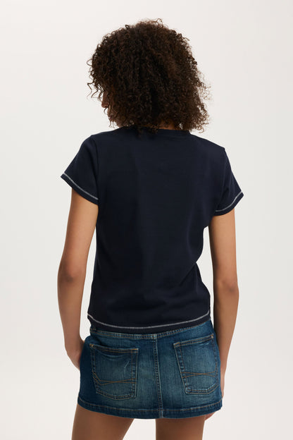 Camiseta - Baby Graphic Tee