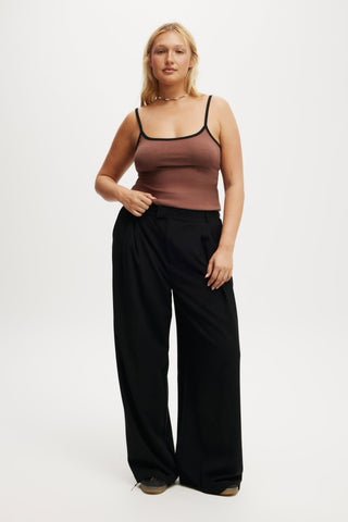 Izzy Pleated Suiting Pant