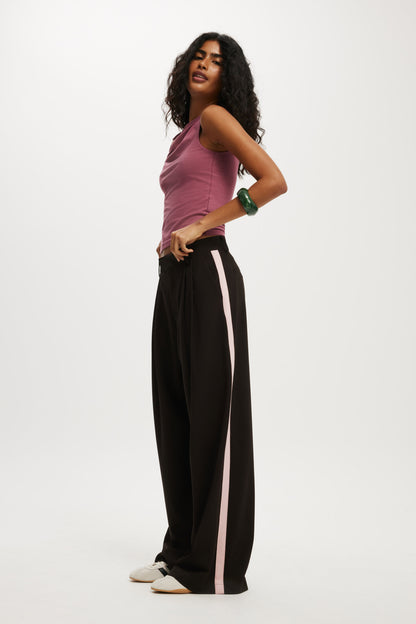 Izzy Pleated Suiting Pant