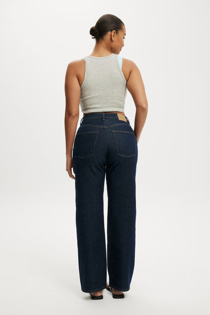 Curvy 91 Straight Jean