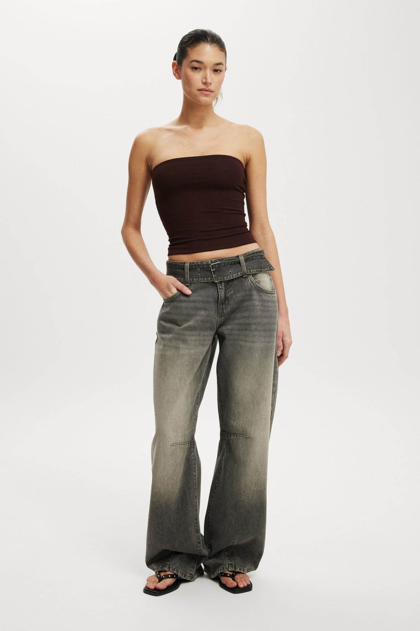 Low Barrel Jean