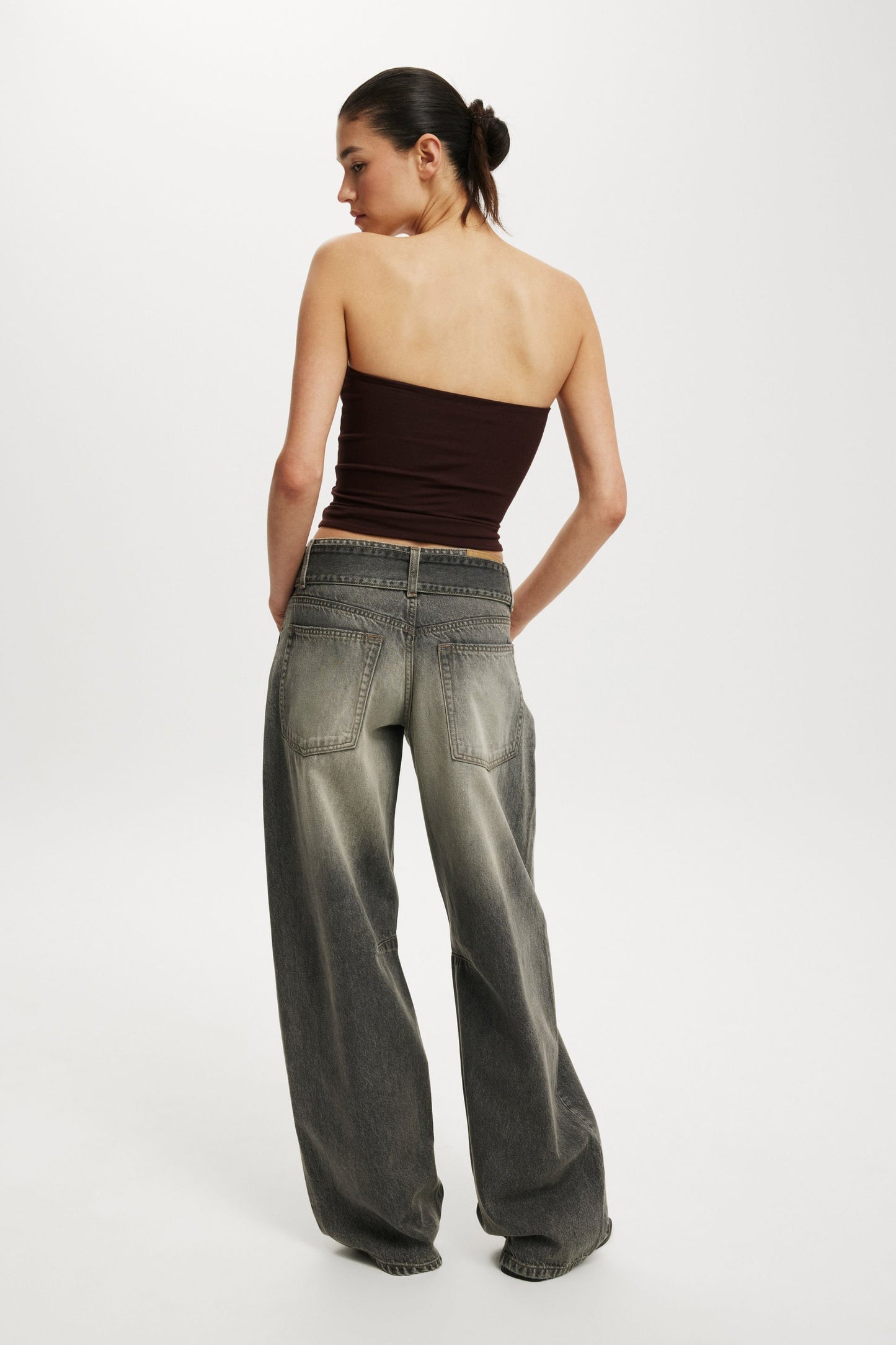 Low Barrel Jean