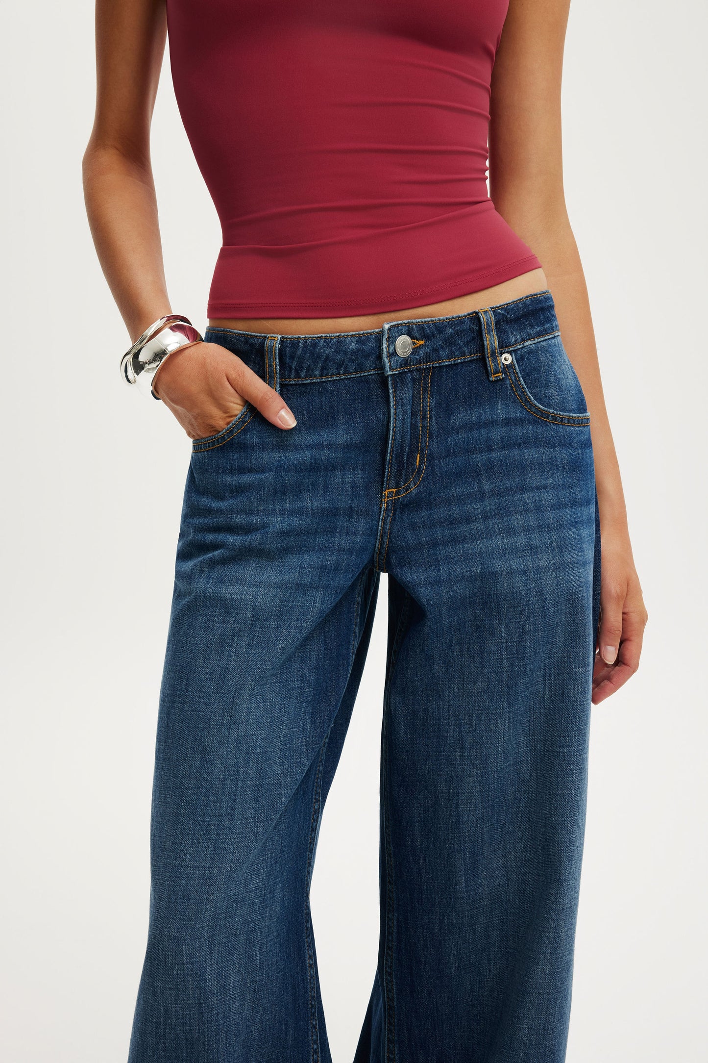 Low Rise Wide Jean