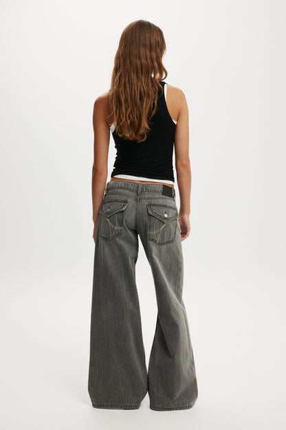 Low Rise Wide Jean