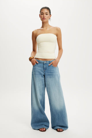 Low Rise Wide Jean