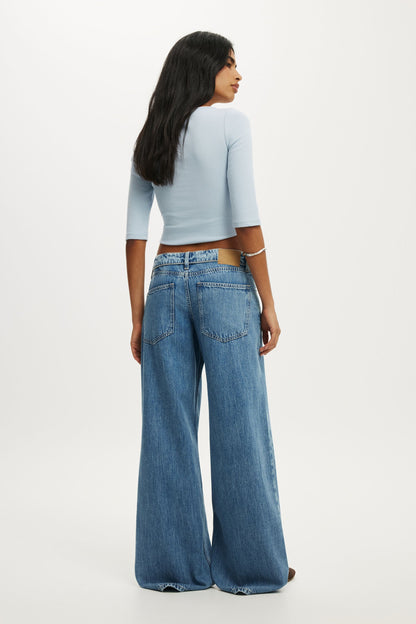 Low Rise Wide Jean