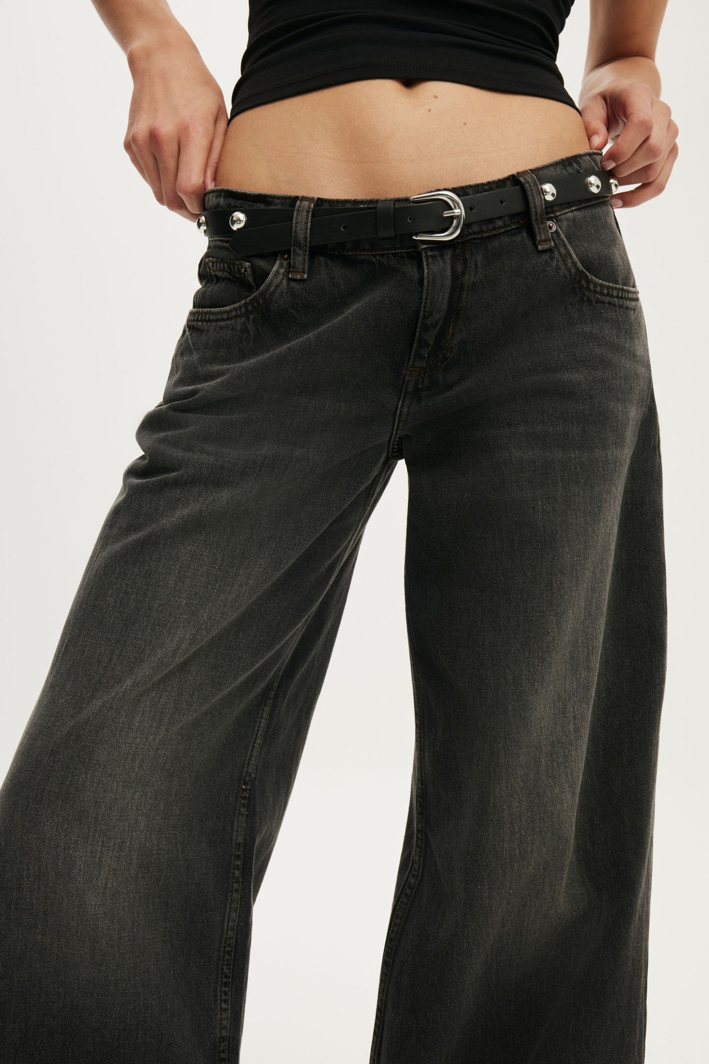 Low Rise Wide Jean