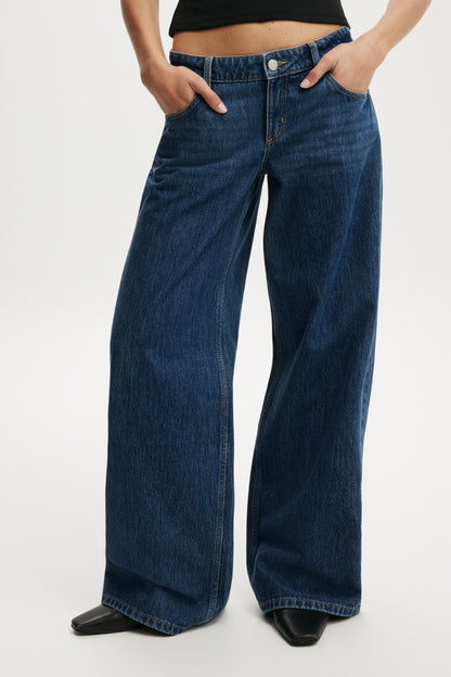 Low Rise Wide Jean