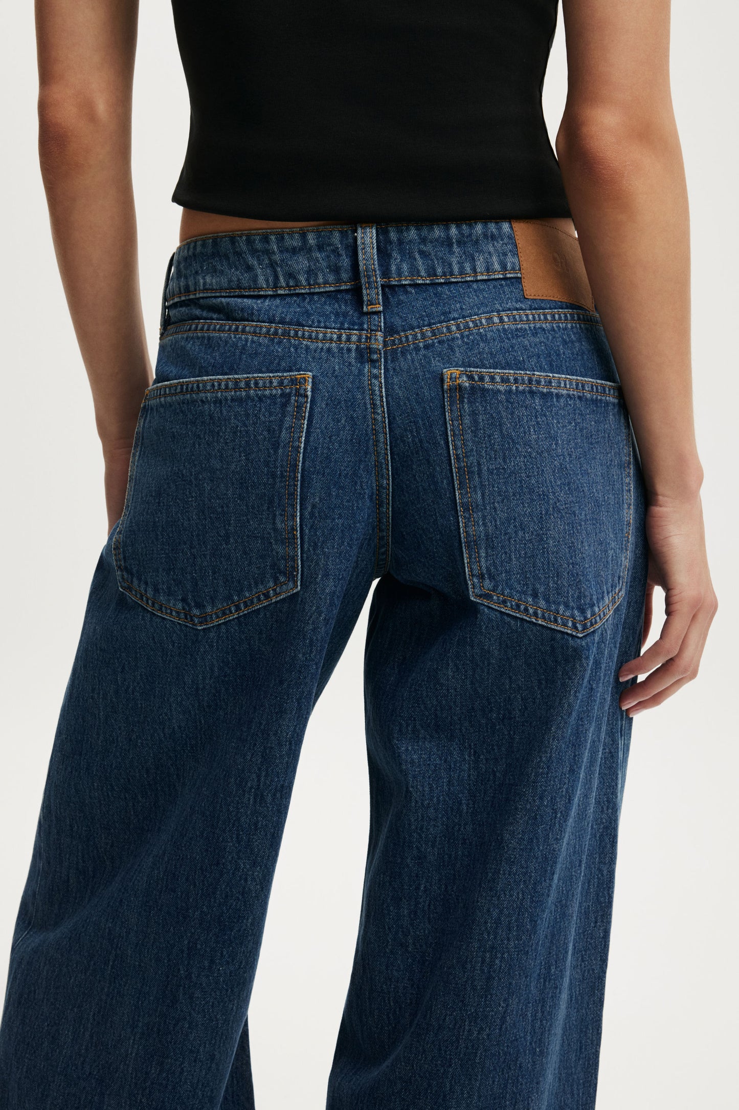 Low Rise Wide Jean