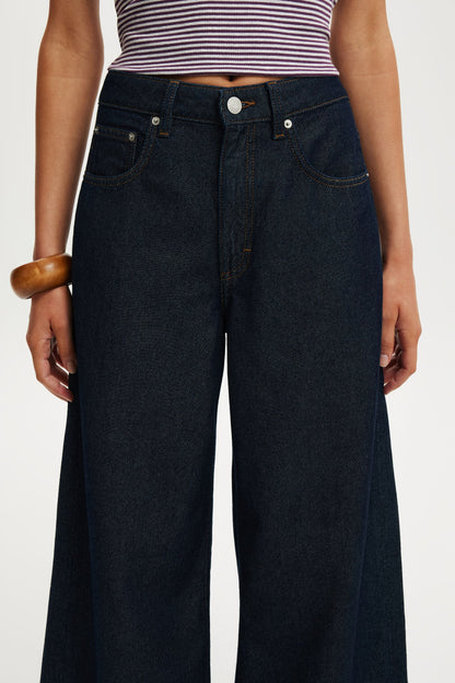 High Rise Wide Jean