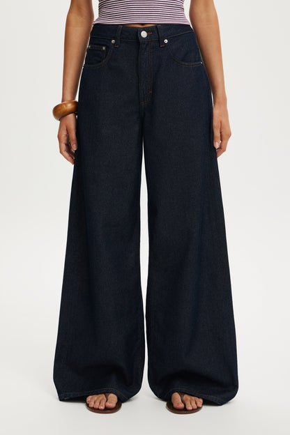 High Rise Wide Jean