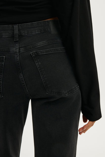 Stretch Slim Straight Jean