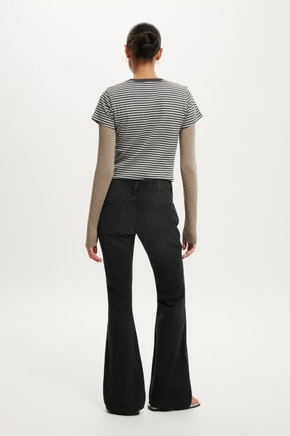 Mid Rise Bootcut Jean