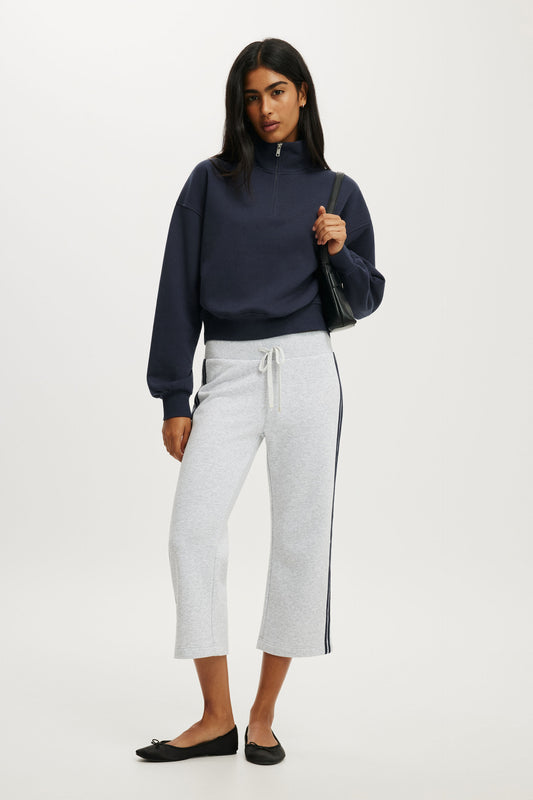 Capri Fleece Sweatpant