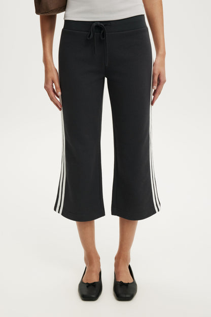 Capri Fleece Sweatpant