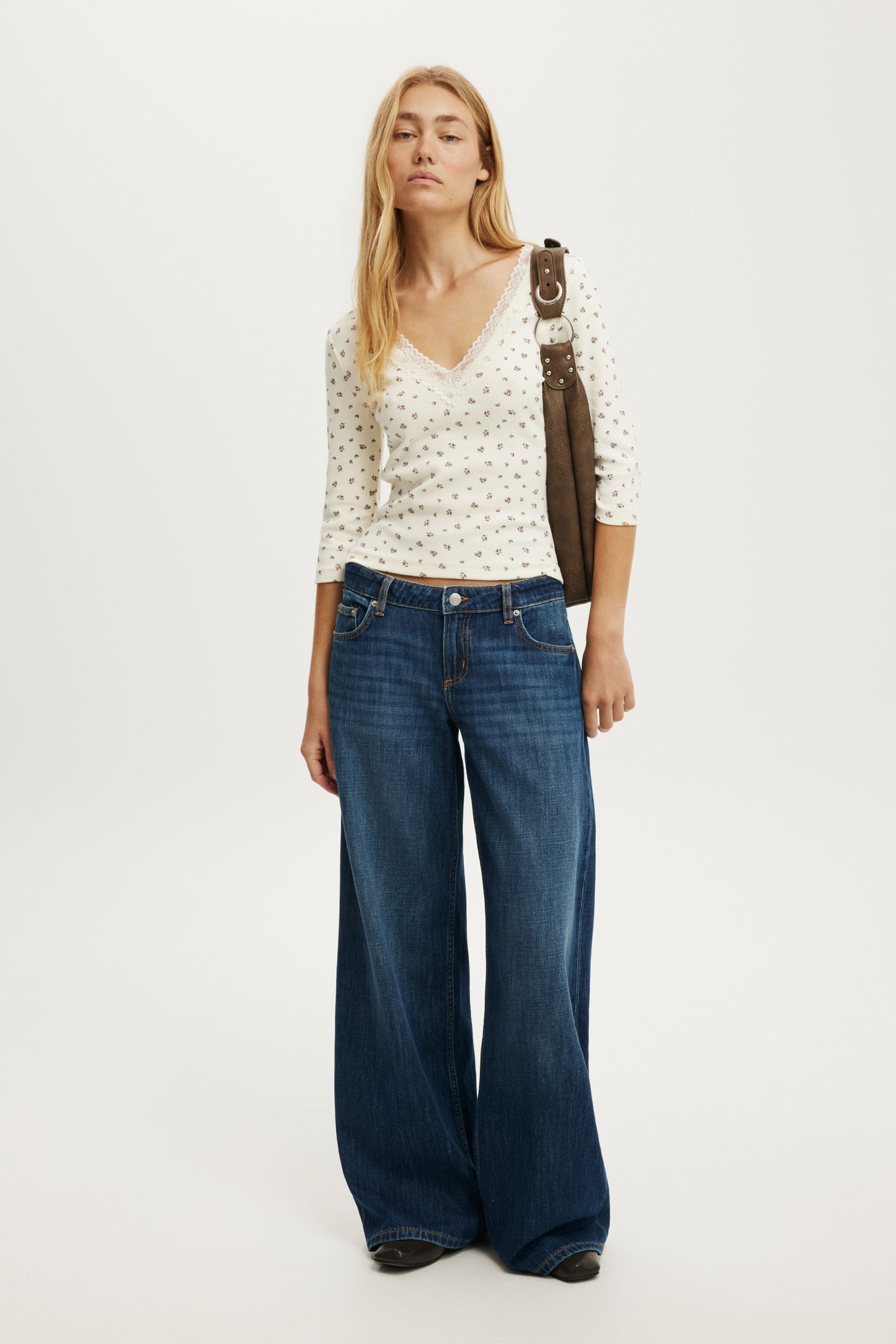 Eva Lace 3/4 Top