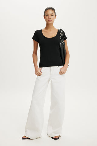 Everyday Smooth Scoop Neck Tee