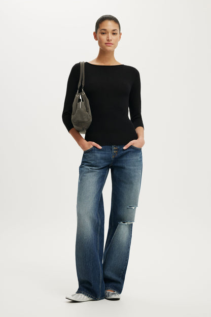 Close Knit Boat Neck
