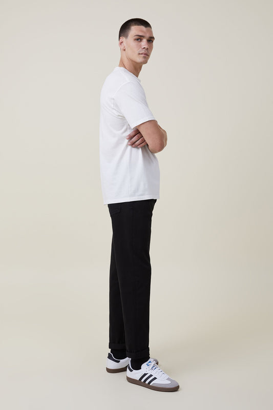 Relaxed Tapered Jean