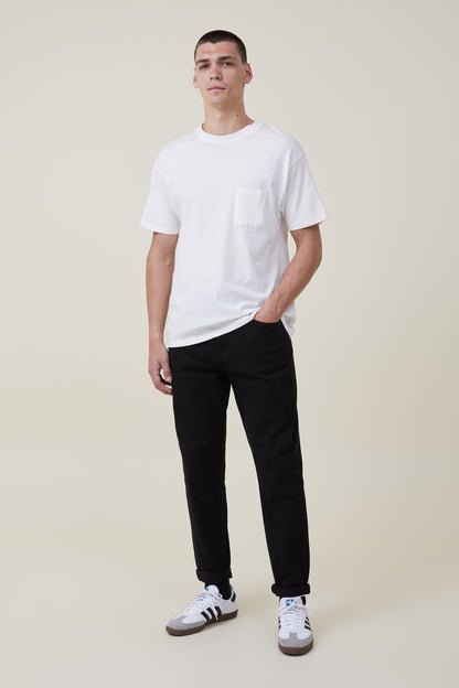 Relaxed Tapered Jean
