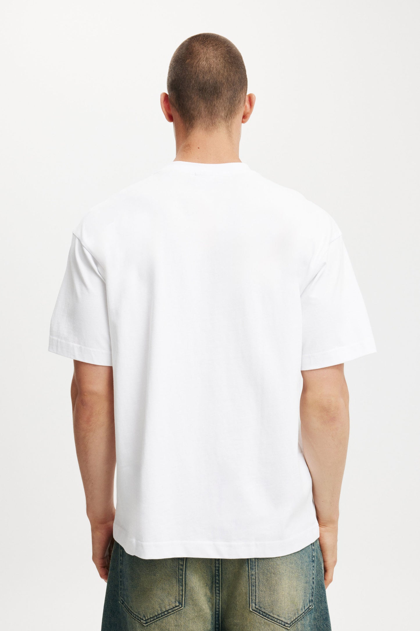 Box Fit Graphic T-Shirt