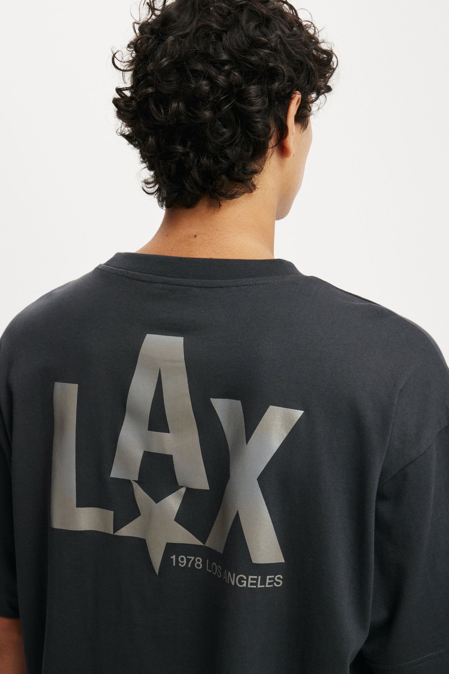 Box Fit Graphic T-Shirt