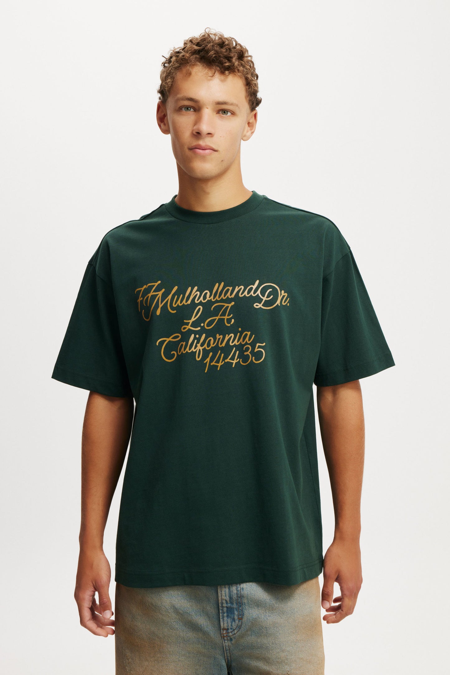 Box Fit Graphic T-Shirt