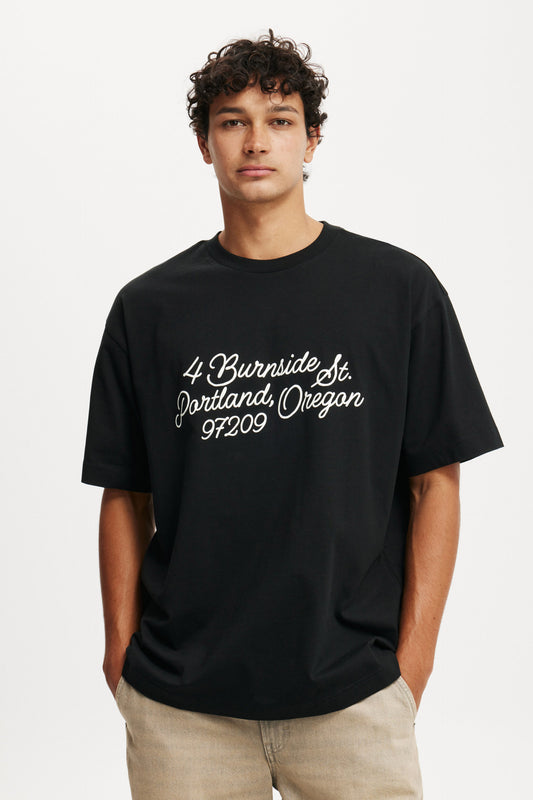 Box Fit Graphic T-Shirt
