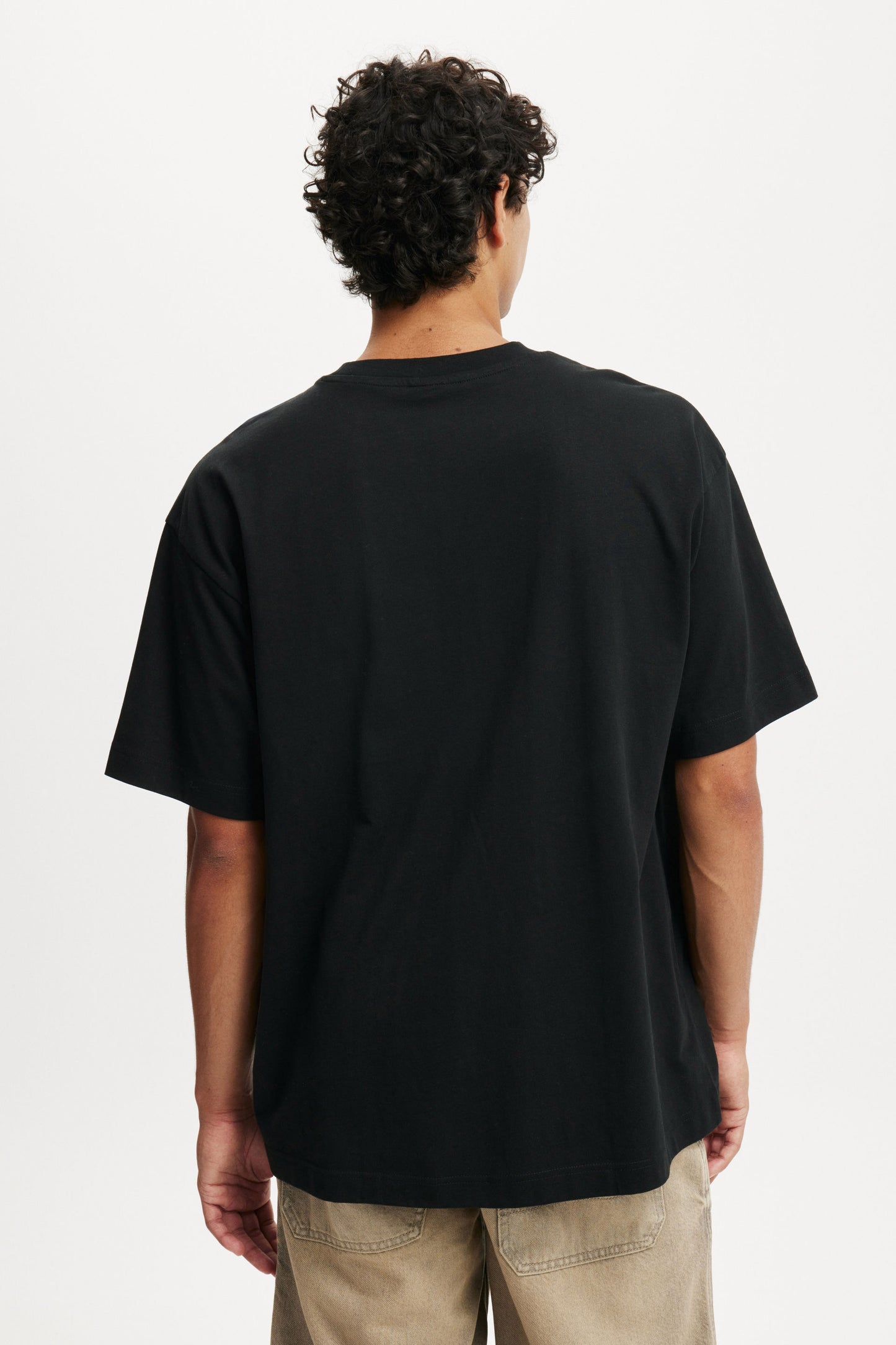 Box Fit Graphic T-Shirt