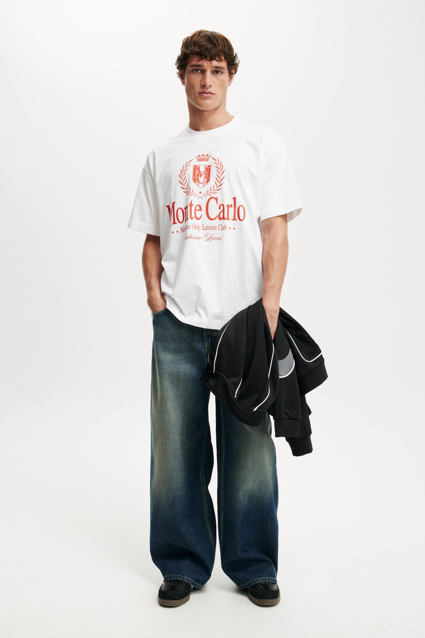 Box Fit Graphic T-Shirt