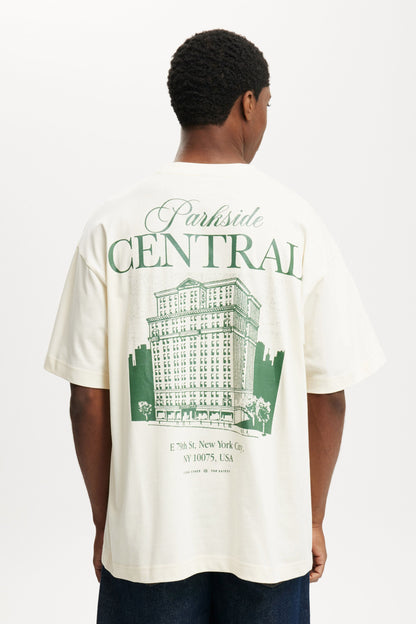 Box Fit Graphic T-Shirt