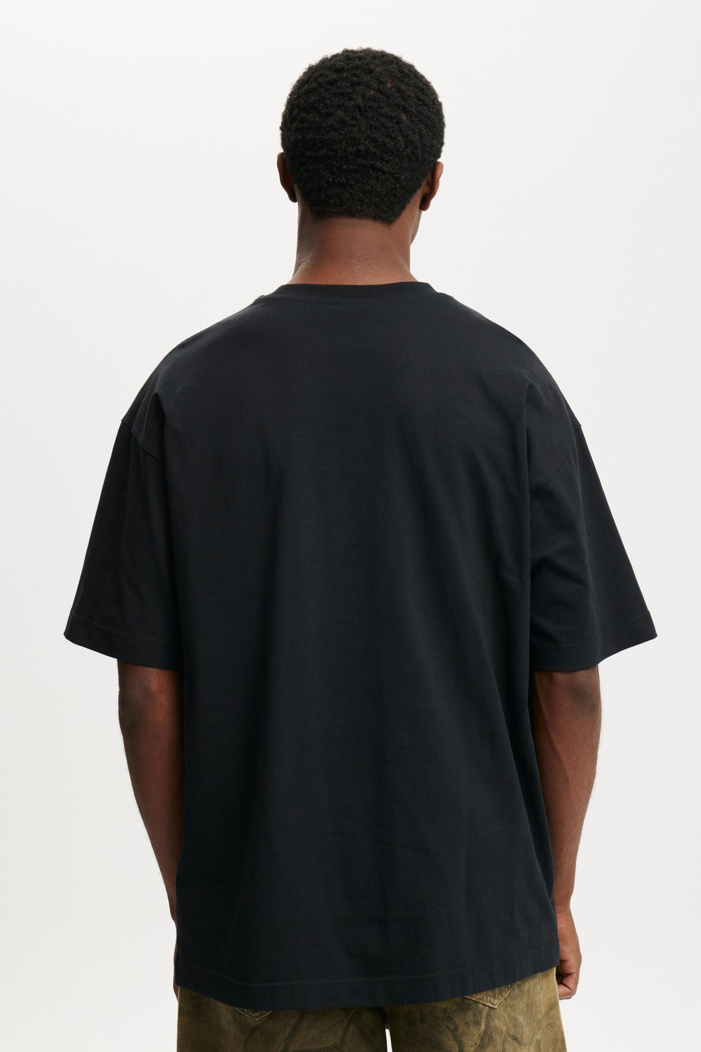 Box Fit Graphic T-Shirt