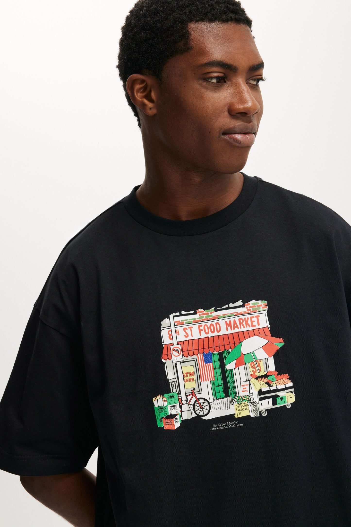 Box Fit Graphic T-Shirt